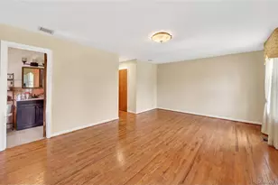 240 Pearl St, Lawrence, NY 11559 - Photo 8