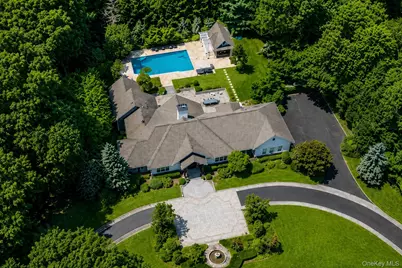 537 Split Rock Road, Syosset, NY 11791 - Photo 1
