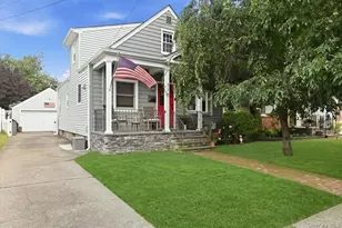 710 Premier Blvd, New Hyde Park, NY 11040 - Photo 1