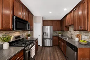 4 Kless Ct, Middletown, NY 10940 - Photo 6