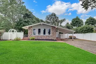 47 Hayrick Ln, Commack, NY 11725 - Photo 2