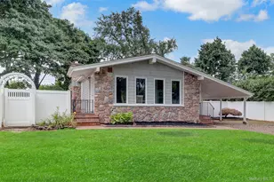 47 Hayrick Ln, Commack, NY 11725 - Photo 4
