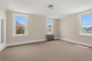95-11 Cresskill Pl, Jamaica, NY 11435 - Photo 16
