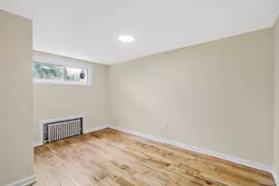 263 Valcour Ave, Uniondale, NY 11553 - Photo 26