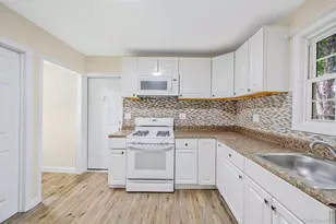 263 Valcour Ave, Uniondale, NY 11553 - Photo 24