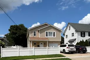 93 Peters Ave, Hempstead, NY 11550 - Photo 2