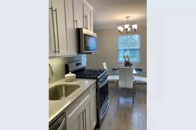 53 Old Oak Lane #53B, Levittown, NY 11756 - Photo 2