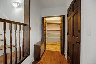 25 Longmeadow Rd, Yonkers, NY 10704 - Photo 12