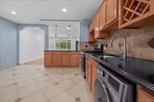 2351 Kingsland Ave, Bronx, NY 10469 - Photo 6