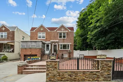 2351 Kingsland Avenue, Bronx, NY 10469 - Photo 2
