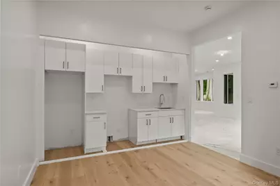 31 Argo Lane, Monsey, NY 10977 - Photo 18