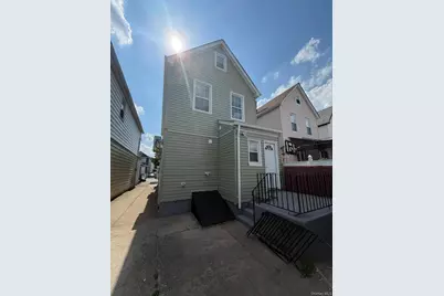 104-31 113th, Richmond Hill, NY 11419 - Photo 2