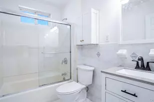 24 Pennyfield Ave, Bronx, NY 10465 - Photo 16