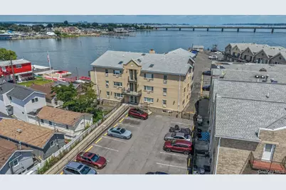 24 Pennyfield Avenue #2C, Bronx, NY 10465 - Photo 24