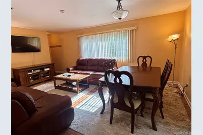 23 Klint Court, Nanuet, NY 10954 - Photo 4