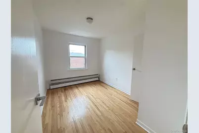 [Address not provided], Elmhurst, NY 11373 - Photo 6