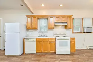 4 Brooktree Ct, Bohemia, NY 11716 - Photo 10