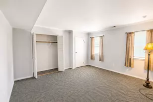 214 Artist Lake Dr, Middle Island, NY 11953 - Photo 8