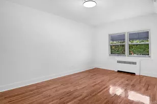 2539 Yates Ave, Bronx, NY 10469 - Photo 14