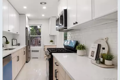 2539 Yates Avenue, Bronx, NY 10469 - Photo 4
