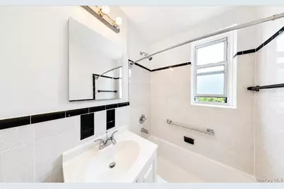 82-40 Austin Street #6B, Kew Gardens, NY 11415 - Photo 24