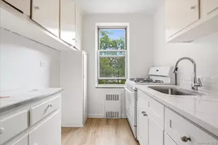 82-40 Austin St, Kew Gardens, NY 11415 - Photo 16