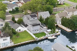 12 S Bay Ave, Amityville, NY 11701 - Photo 46