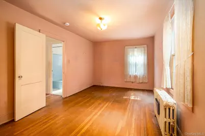 107 Cherry Street, Floral Park, NY 11001 - Photo 14