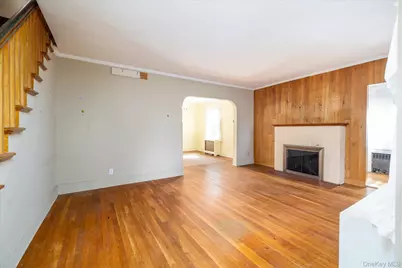107 Cherry Street, Floral Park, NY 11001 - Photo 4
