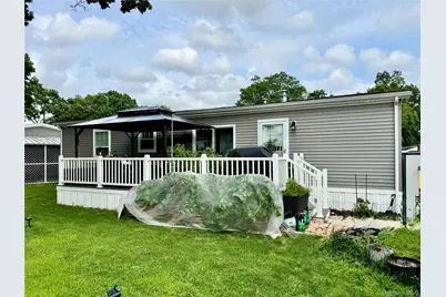 1661 Old Country Road #377, Riverhead, NY 11901 - Photo 8