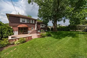 27 Ann Dr, Syosset, NY 11791 - Photo 6