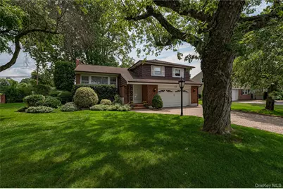 27 Ann Drive, Syosset, NY 11791 - Photo 4