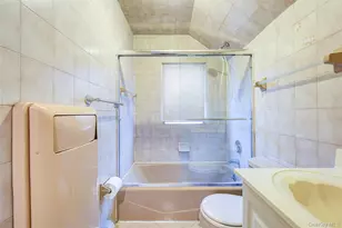 75-12 174th St, Fresh Meadows, NY 11366 - Photo 42