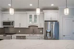110 New York Ave, Huntington, NY 11743 - Photo 2
