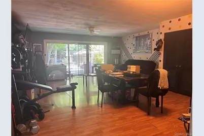 108 Halgren Crescent, Haverstraw, NY 10927 - Photo 4