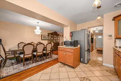 253-27 147th Avenue, Rosedale, NY 11422 - Photo 6