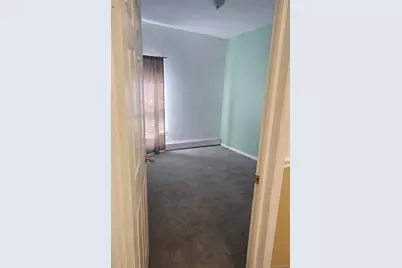 688 E 230th Street, Bronx, NY 10466 - Photo 8