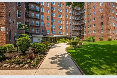 84-50 169th Street #315, Jamaica, NY 11432 - Photo 2