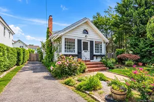 57 Raymond St, Rockville Centre, NY 11570 - Photo 2
