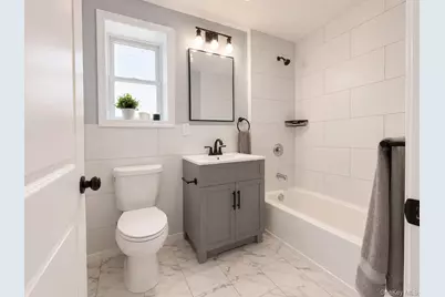 37-08 Francis Lewis Boulevard, Bayside, NY 11361 - Photo 20