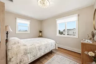 905 S 6th St, Lindenhurst, NY 11757 - Photo 24