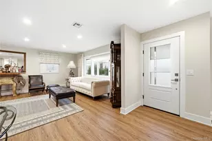 905 S 6th St, Lindenhurst, NY 11757 - Photo 10