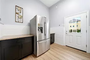 905 S 6th St, Lindenhurst, NY 11757 - Photo 30