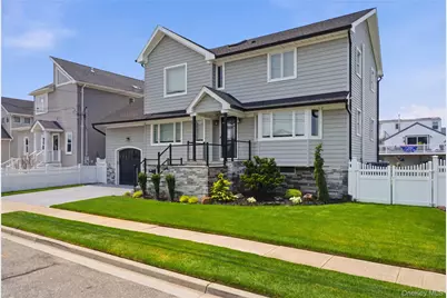 905 S 6th Street, Lindenhurst, NY 11757 - Photo 6