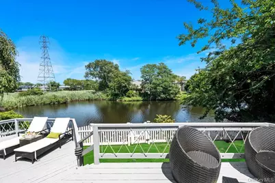 676 Derby Avenue, Woodmere, NY 11598 - Photo 20