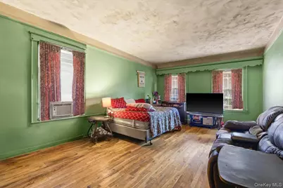 849 E 219th Street, Bronx, NY 10467 - Photo 16