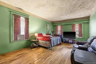 849 E 219th St, Bronx, NY 10467 - Photo 16