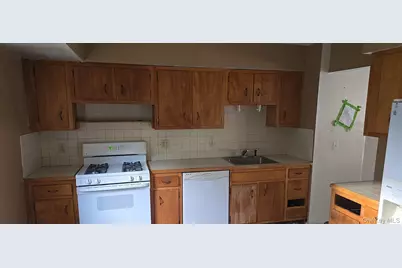 14 Bellmore Drive, Poughkeepsie, NY 12603 - Photo 8