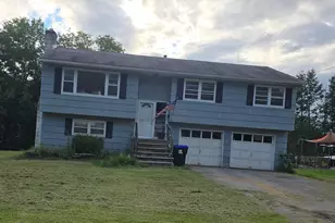14 Bellmore Dr, Poughkeepsie, NY 12603 - Photo 2