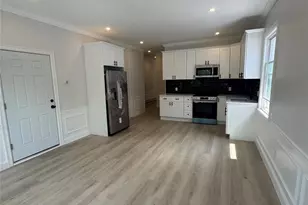 4370 Edson Ave, Bronx, NY 10466 - Photo 2